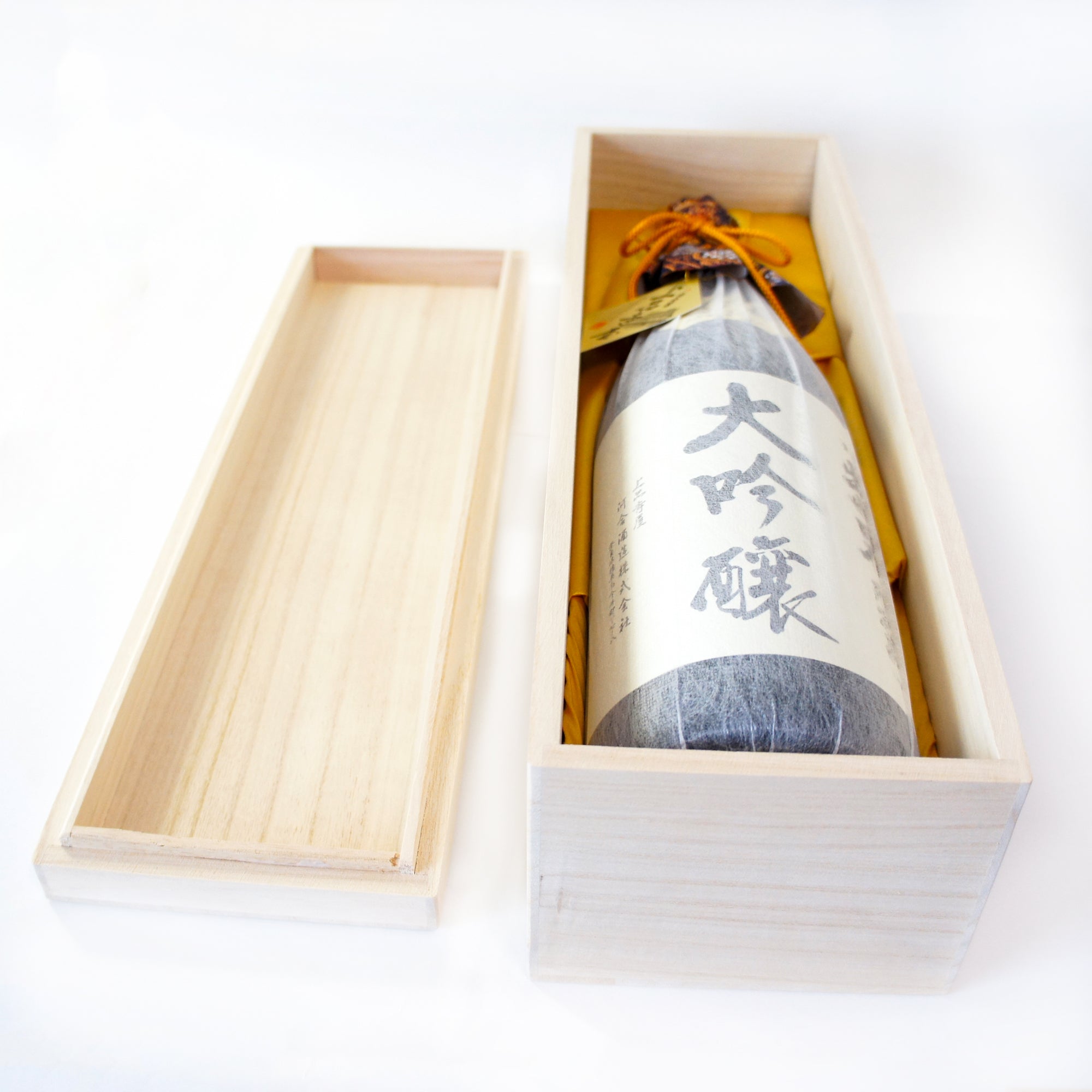 河合酒造 限定大吟醸 出世男 1.8L　桐箱